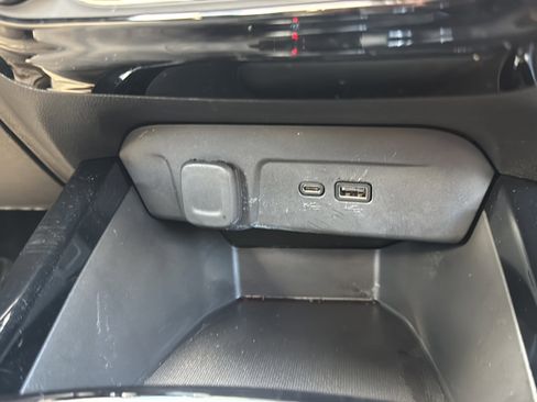 Used 2024 Chevrolet Trax ACTIV w/ Driver Confidence Package image 36