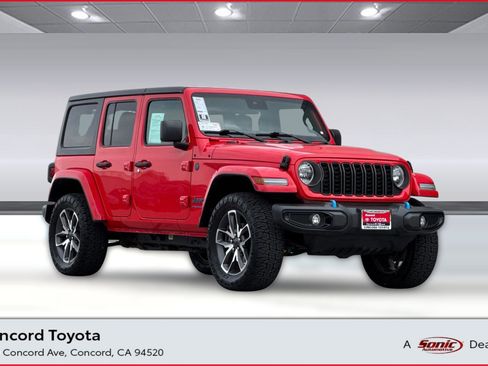 Used 2024 Jeep Wrangler Sport S image 1