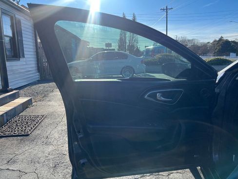 Used 2015 Chrysler 200 C w/ Navigation & Sound Group I image 12