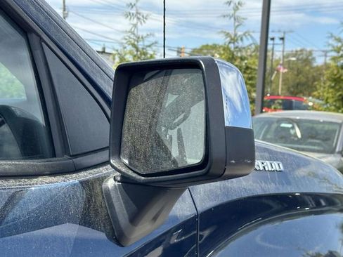 Used 2023 Chevrolet Silverado 1500 LT AWD/4WD image 27