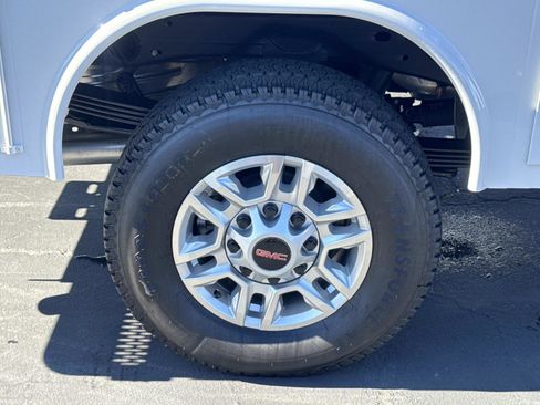 New 2026 GMC Sierra 2500 Pro w/ Convenience Package image 31
