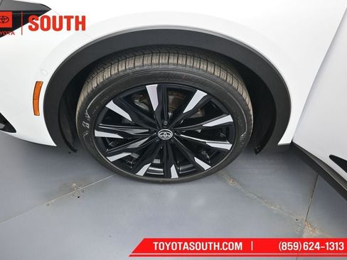 New 2026 Toyota Crown Platinum AWD/4WD image 39