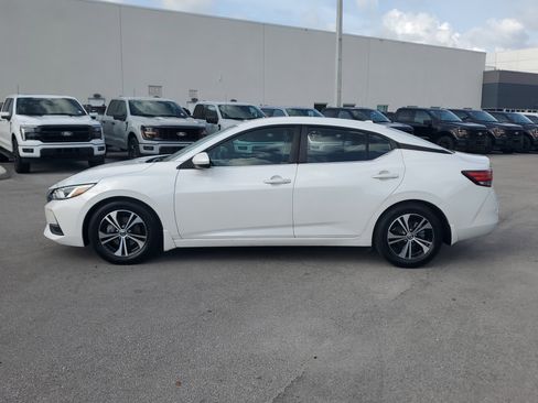 Used 2021 Nissan Sentra SV w/ Trunk Package image 8