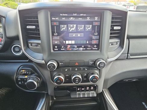 Used 2020 RAM 1500 Big Horn AWD/4WD image 14