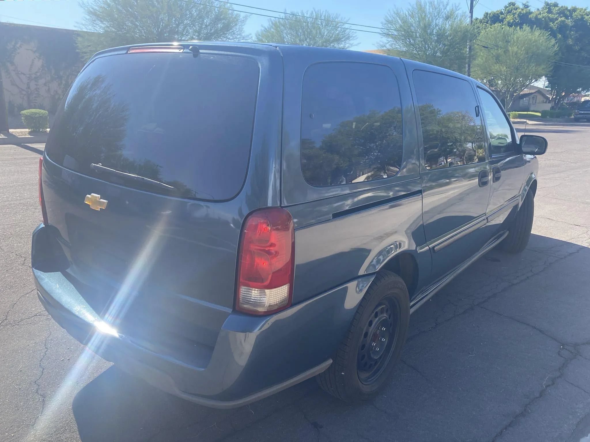 Used 2005 Chevrolet Uplander w/ Climate Package FWD image 16