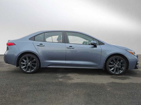 Certified 2025 Toyota Corolla SE image 2