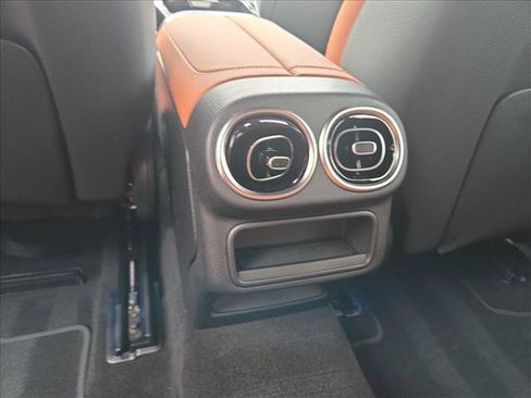 Certified 2026 Mercedes-Benz GLC 300 image 15