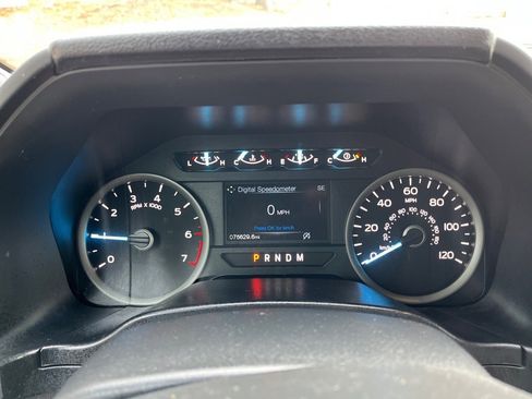 Used 2020 Ford F150 XLT w/ Equipment Group 302A Luxury image 15