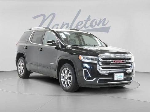 Used 2023 GMC Acadia SLT AWD/4WD image 4