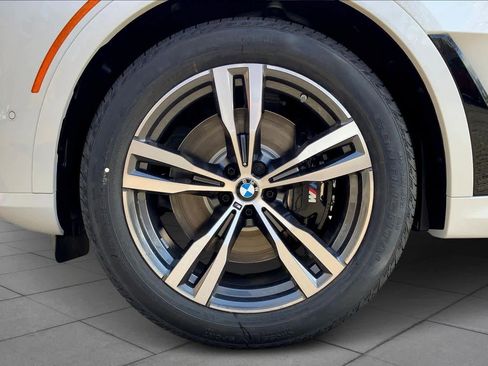 New 2026 BMW X7 xDrive40i w/ M Sport Package image 11