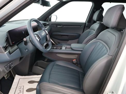 Used 2024 Kia EV9 GT-Line image 21