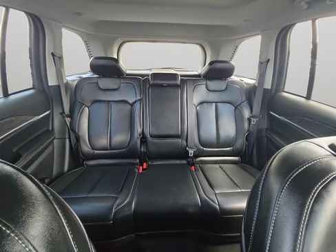 Used 2023 Jeep Grand Cherokee 4WD 4xe image 15