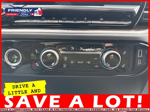 Used 2024 GMC Sierra 1500 SLE image 28