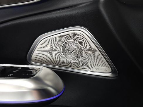 Certified 2025 Mercedes-Benz E 53 AMG e 4MATIC Sedan w/ Driver Assistance Package image 7