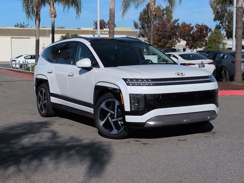 Used 2026 Hyundai Ioniq 9 Limited image 2