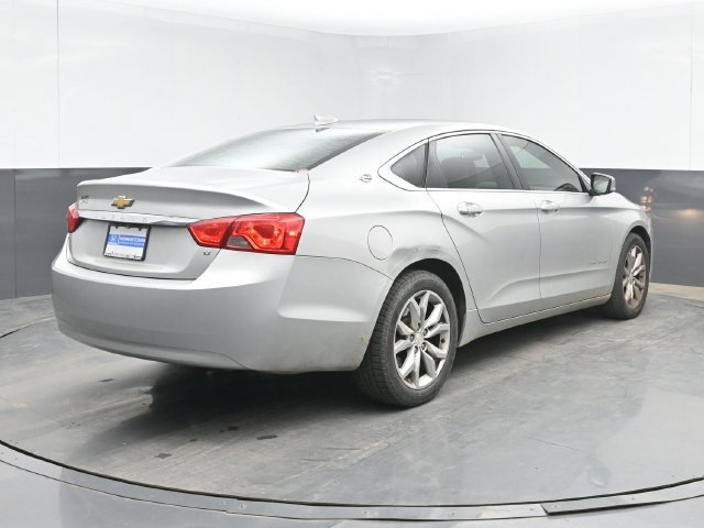 Used 2016 Chevrolet Impala LT FWD image 10