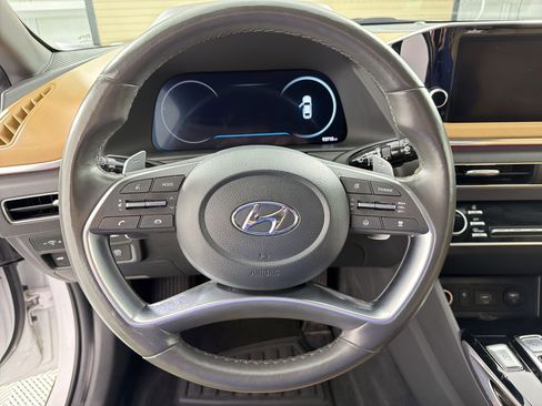Used 2023 Hyundai Sonata Limited FWD image 18