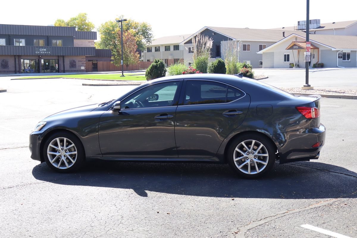 Used 2011 Lexus IS 250 w/ Premium Pkg Value Edition RWD image 8