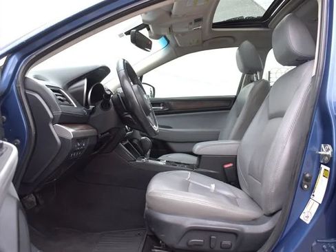 Used 2019 Subaru Outback 3.6R Limited AWD/4WD image 10