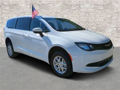 Used 2022 Chrysler Voyager LX