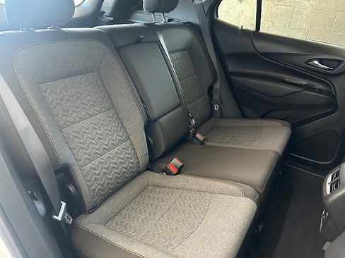 Used 2024 Chevrolet Equinox LT AWD/4WD image 25