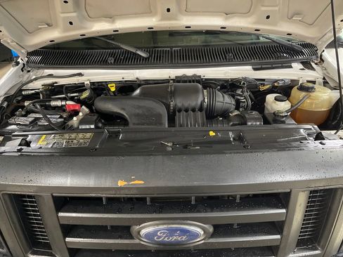 Used 2010 Ford E-150 and Econoline 150 image 22