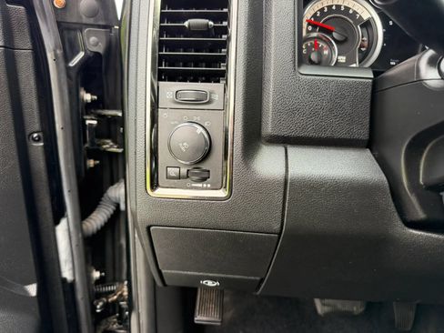 Used 2013 RAM 1500 Sport w/ Sport Premium Group AWD/4WD image 38