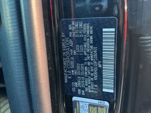 Used 2023 Kia Sorento EX image 12