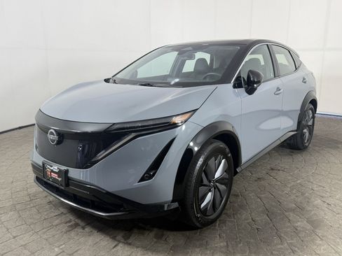 Used 2024 Nissan Ariya FWD image 3