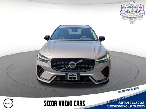 Certified 2023 Volvo XC60 B5 Plus w/ Climate Package AWD/4WD image 2