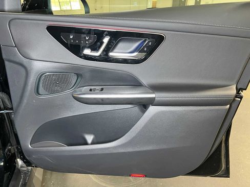 Certified 2026 Mercedes-Benz GLC 300 4MATIC image 10