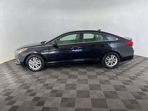 Used 2017 Hyundai Sonata SE FWD image 8