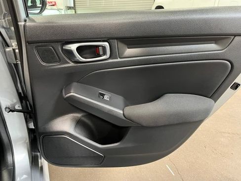 Used 2025 Honda Civic Sport image 13