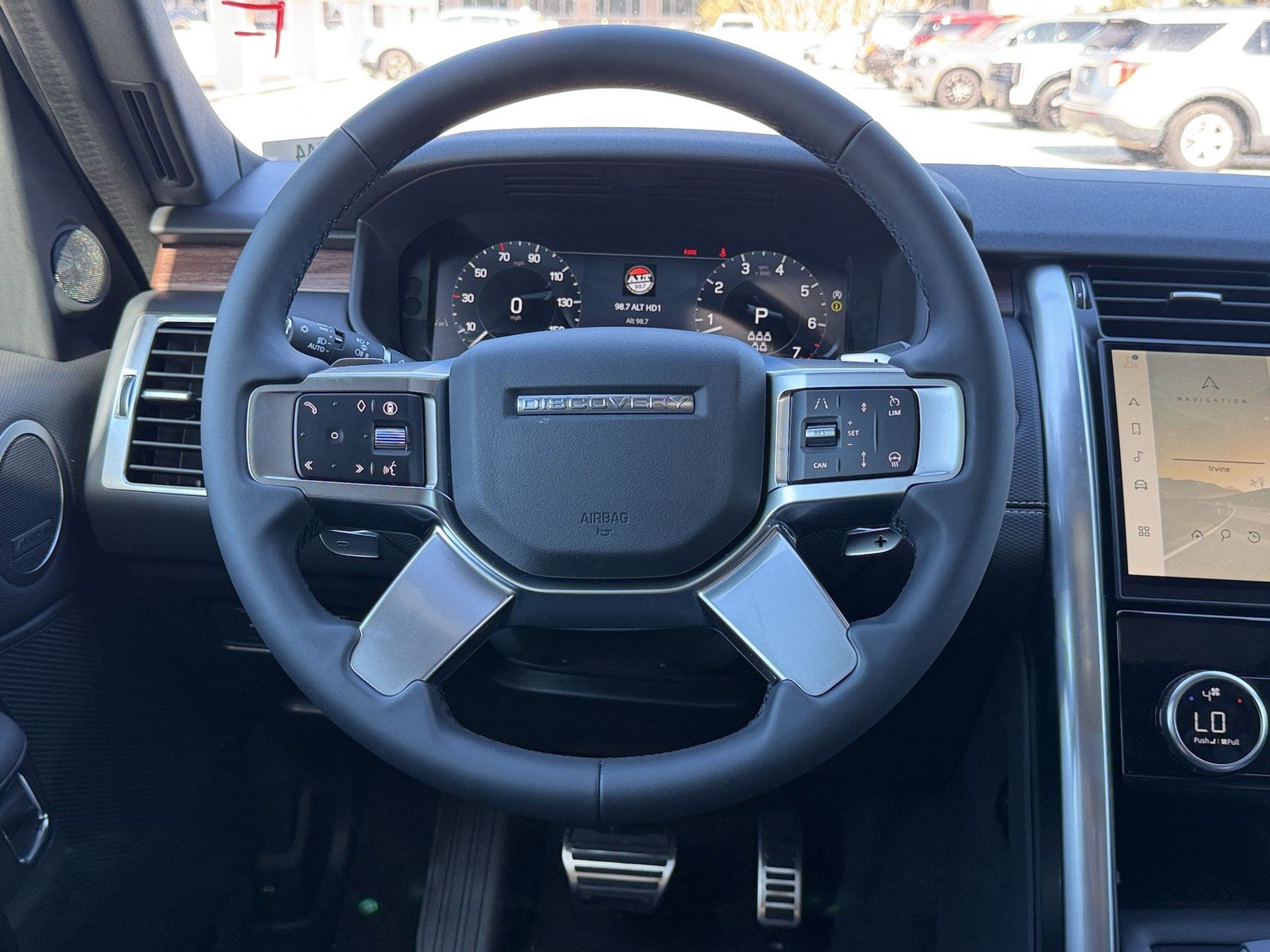 New 2026 Land Rover Discovery Dynamic SE AWD/4WD image 11
