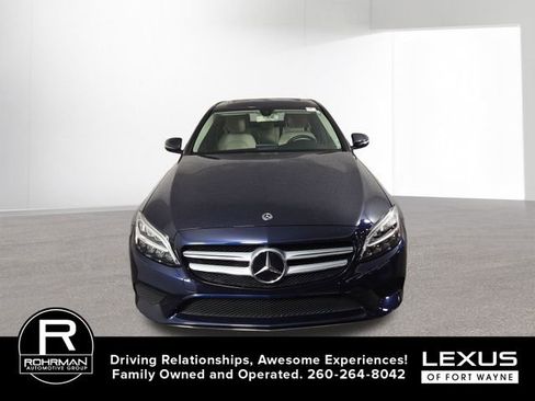 Used 2019 Mercedes-Benz C 300 4MATIC Sedan image 3
