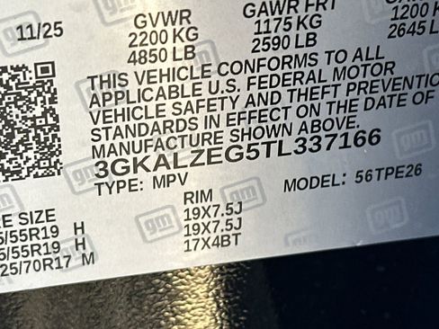 New 2026 GMC Terrain Denali w/ LPO, Floor Liner Package image 31