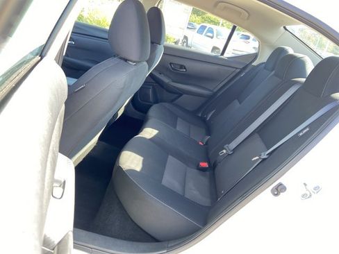 Used 2024 Nissan Sentra SV FWD image 16