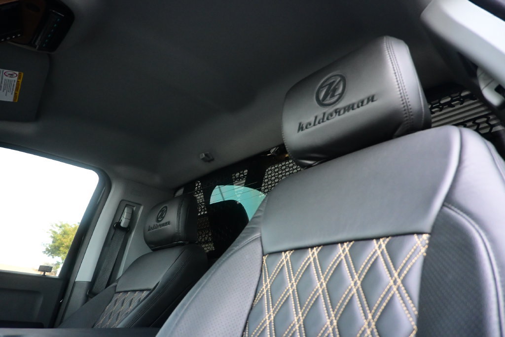 Used 2025 Ford F550 4x4 Regular Cab Super Duty w/ XLT Value Package image 35