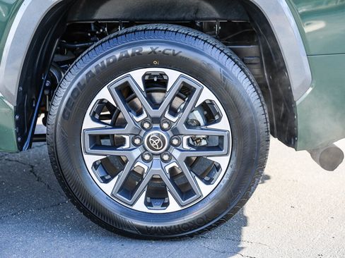 Used 2022 Toyota Tundra Limited image 10