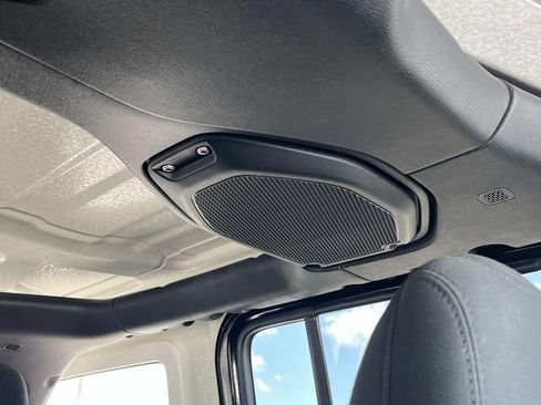Used 2021 Jeep Wrangler Unlimited Rubicon AWD/4WD image 33