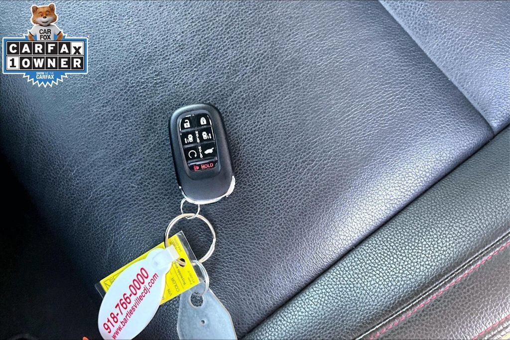 Used 2025 Honda Odyssey Sport-L image 10