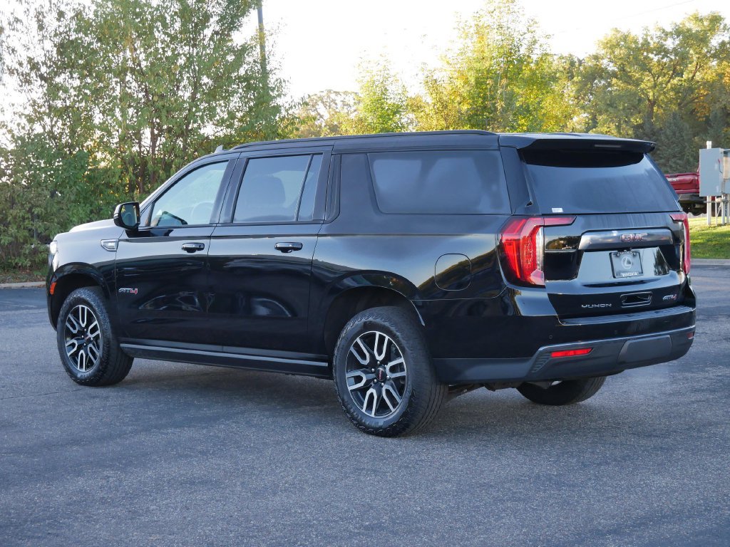 Used 2024 GMC Yukon XL AT4 w/ Max Trailering Package AWD/4WD image 4