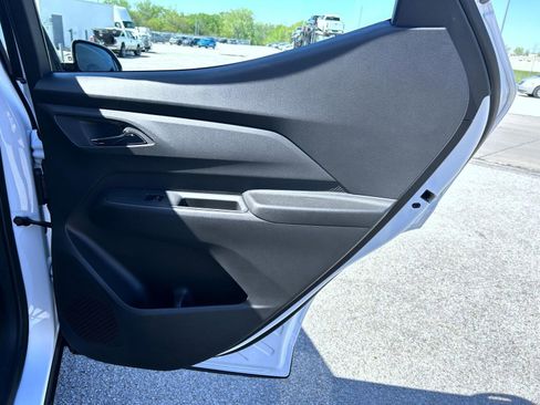 New 2027 Chevrolet Bolt LT FWD image 18