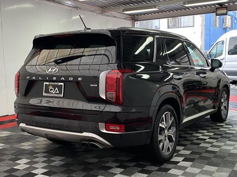 Used 2020 Hyundai Palisade SEL w/ Premium Package AWD/4WD image 6