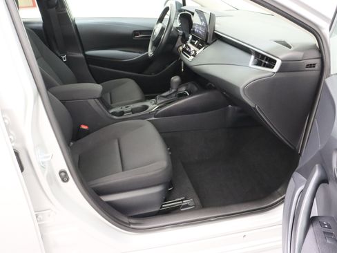 Certified 2026 Toyota Corolla LE FWD image 34