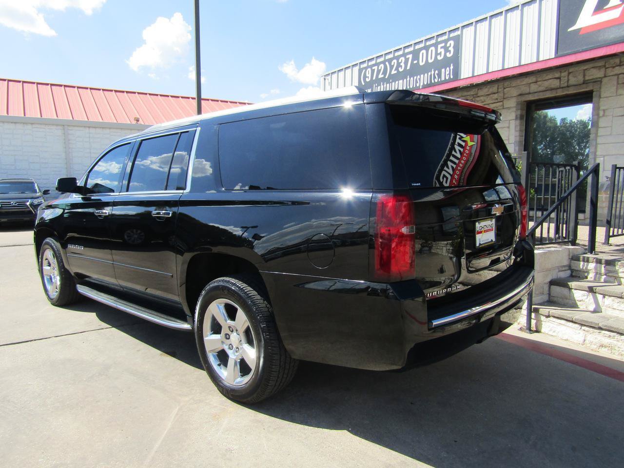 Used 2017 Chevrolet Suburban Premier AWD/4WD image 3