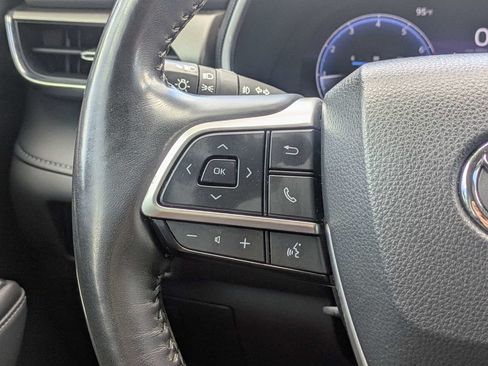 Used 2023 Toyota Highlander Limited FWD image 26