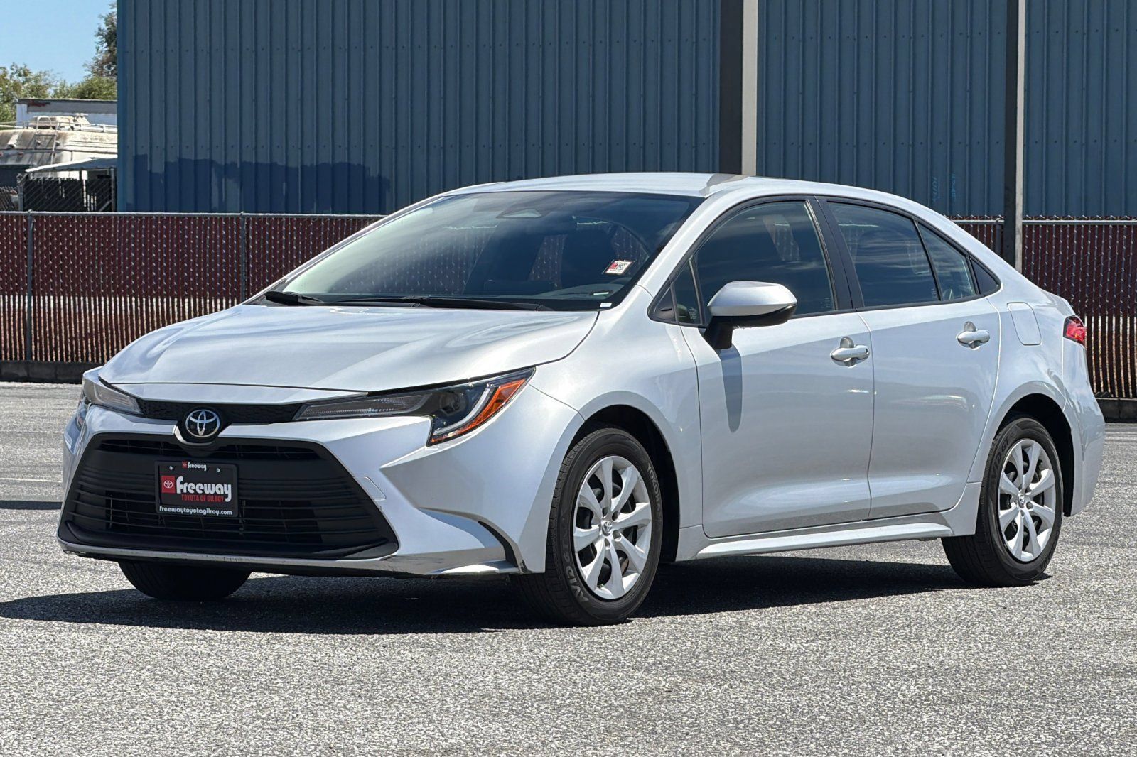 Used 2023 Toyota Corolla LE FWD image 10