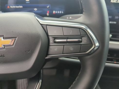 Used 2026 Chevrolet Equinox LT FWD image 21