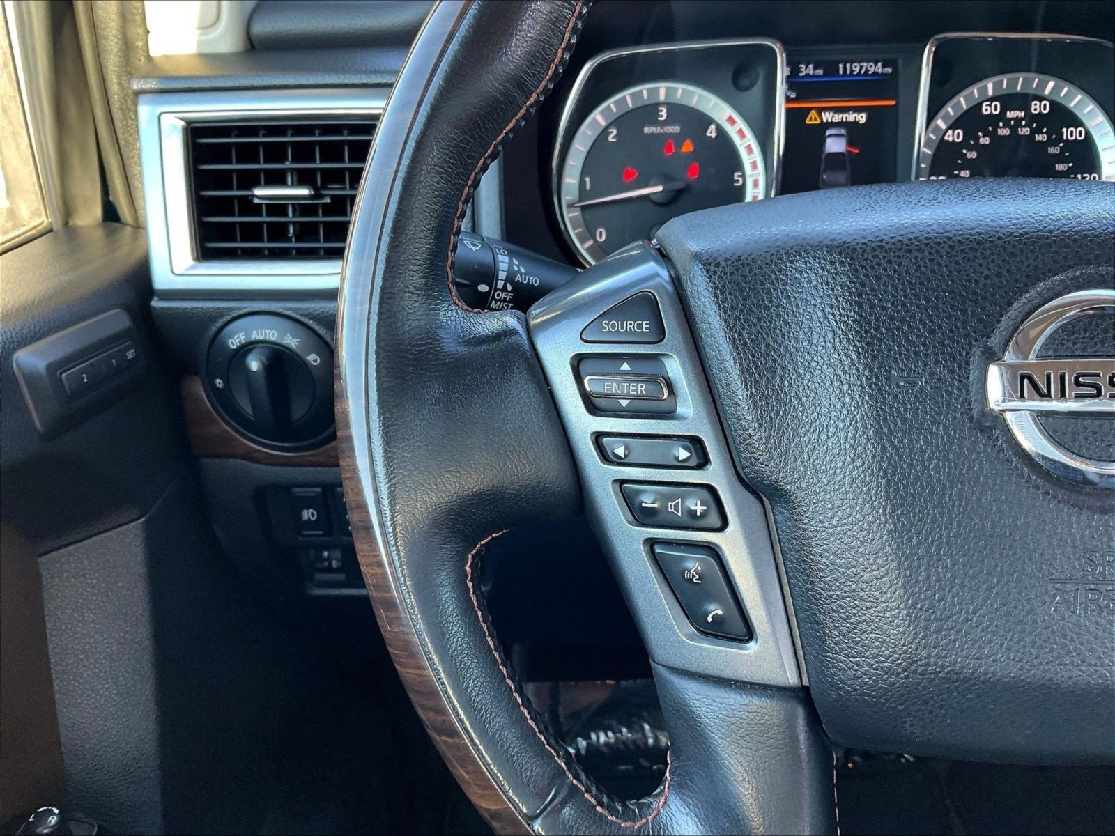 Used 2019 Nissan Titan Platinum Reserve w/ Platinum Utility Package AWD/4WD image 14